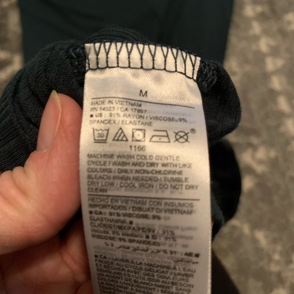 Old Navy short sleeve scoop neck form fitting dress size medium- winter green - Picture 5 of 5